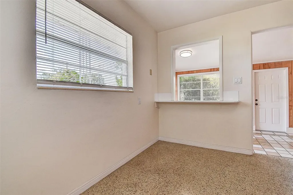 2518 40th Avenue N St Petersburg FL 33710