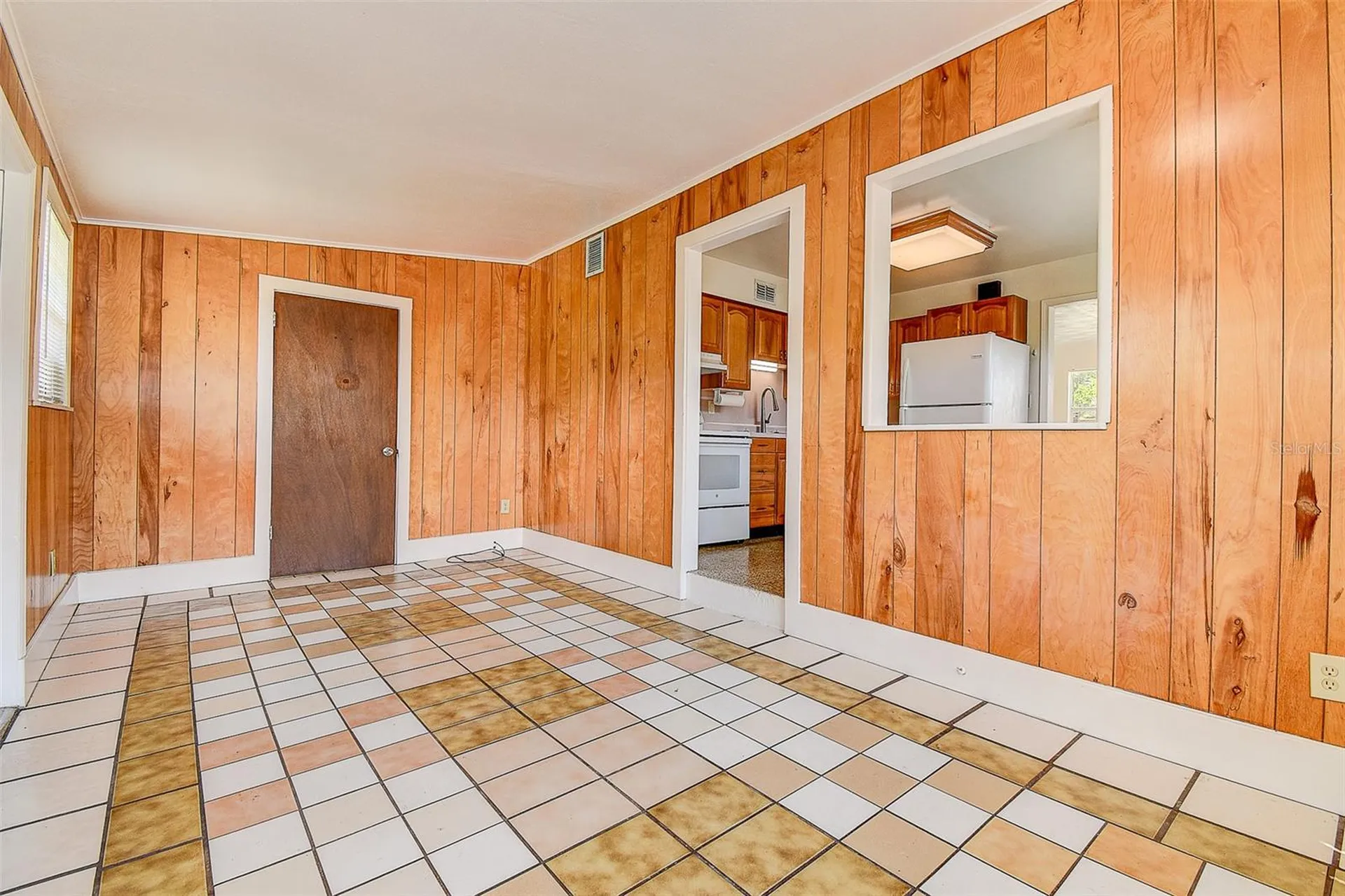 2518 40th Avenue N St Petersburg FL 33710
