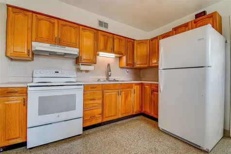 2518 40th Avenue N St Petersburg FL 33710