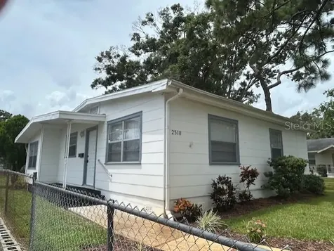 2518 40th Avenue N St Petersburg FL 33710