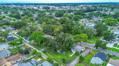 2518 40th Avenue N St Petersburg FL 33710