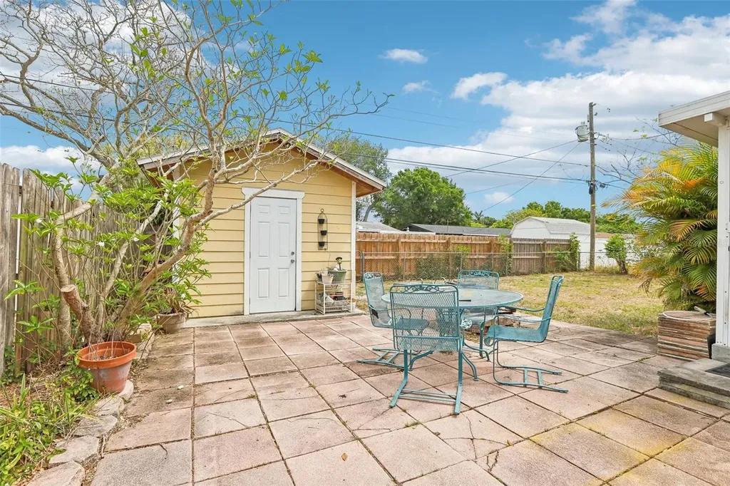 5775 57th Avenue N St Petersburg FL 33709