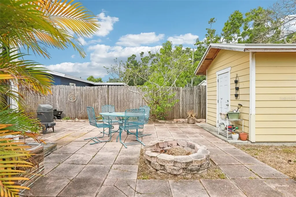 5775 57th Avenue N St Petersburg FL 33709