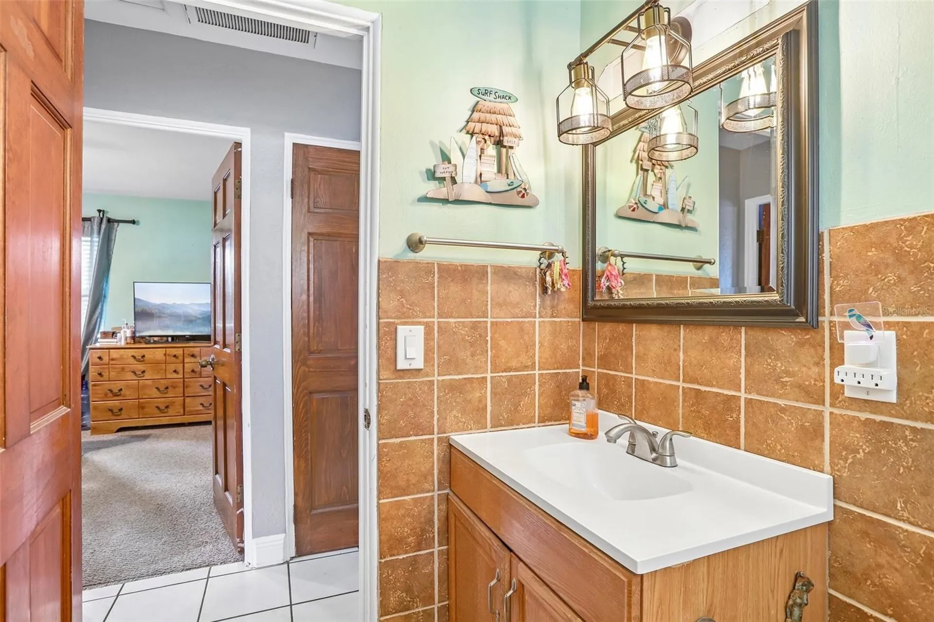 5775 57th Avenue N St Petersburg FL 33709