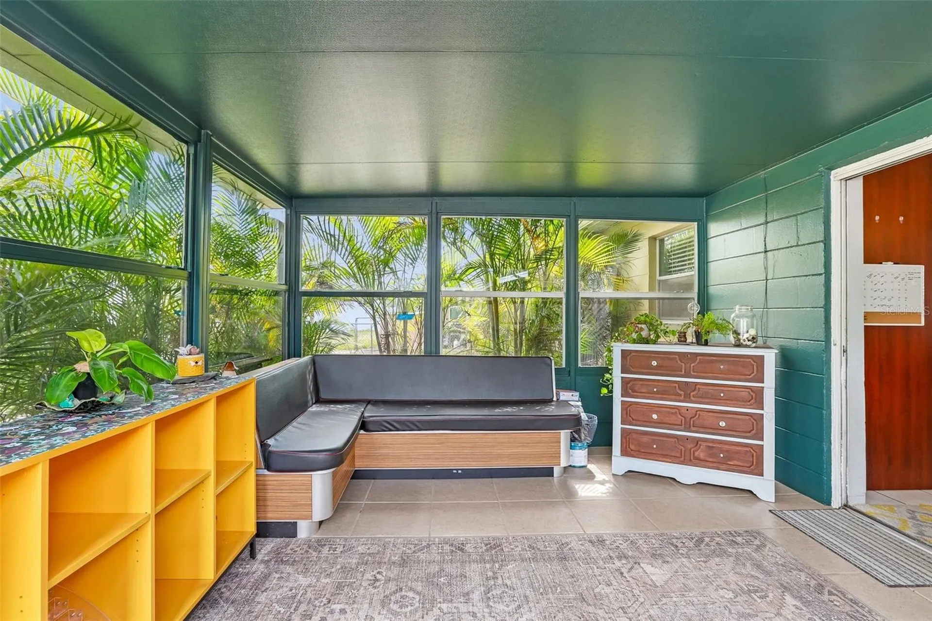 5775 57th Avenue N St Petersburg FL 33709