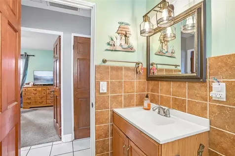 5775 57th Avenue N St Petersburg FL 33709