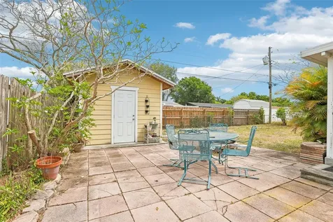5775 57th Avenue N St Petersburg FL 33709
