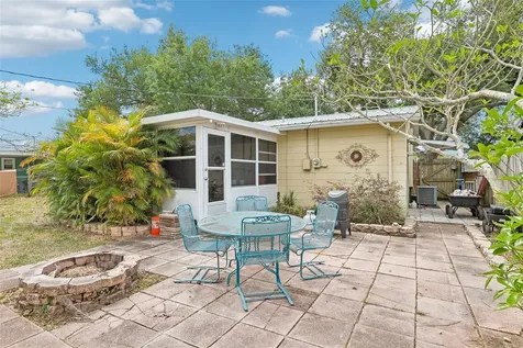 5775 57th Avenue N St Petersburg FL 33709