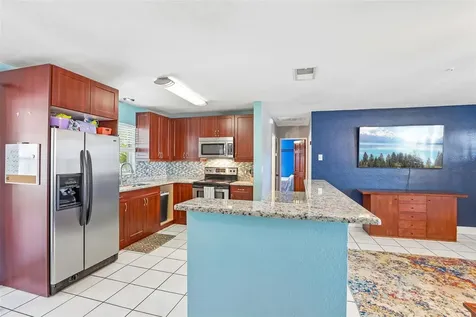 5775 57th Avenue N St Petersburg FL 33709