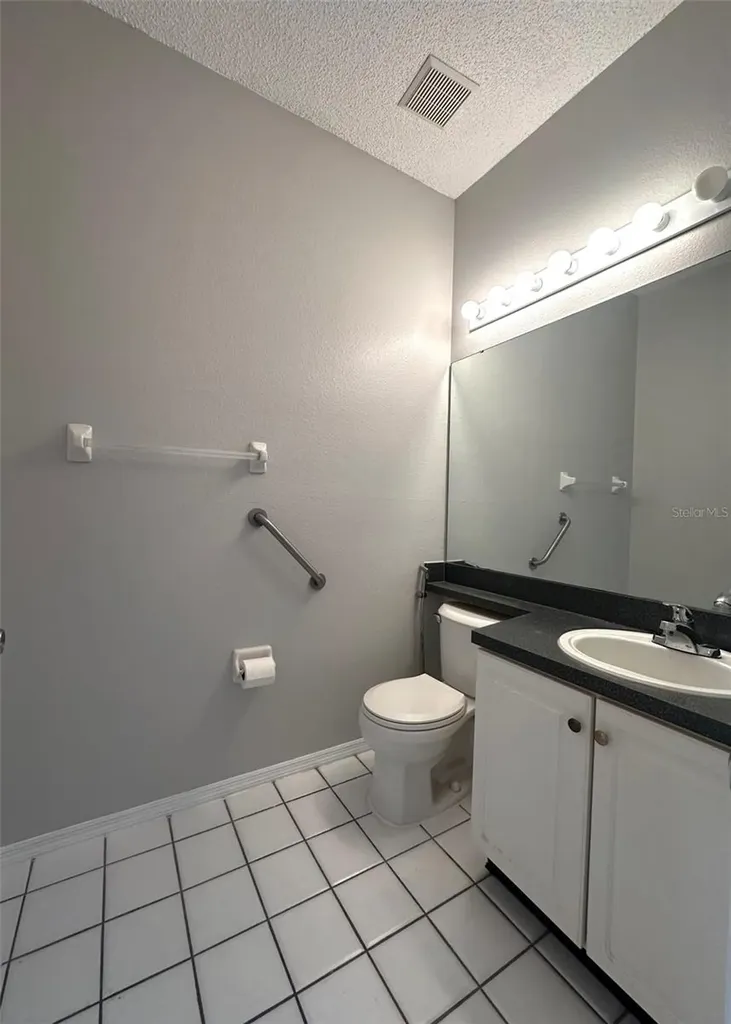 1641 Brook Hollow Drive Orlando FL 32824