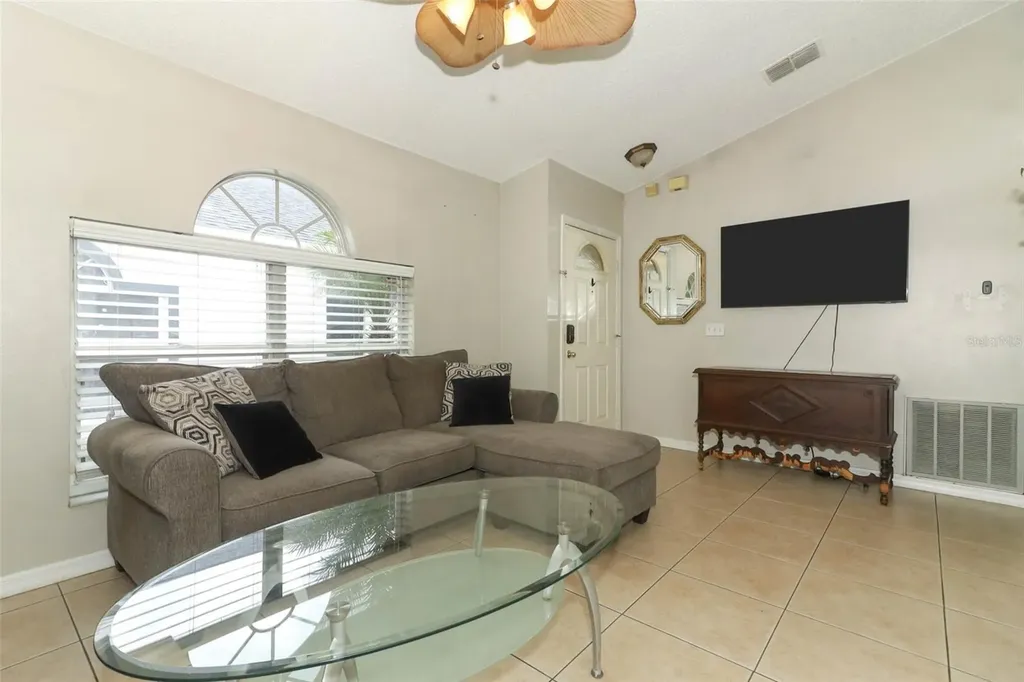 519 Beasley Court Orlando FL 32807