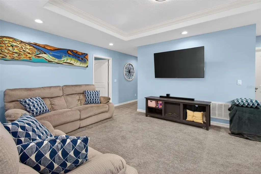 3503 W Price Avenue Tampa FL 33611