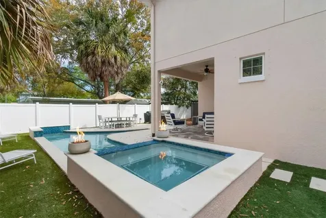 3503 W Price Avenue Tampa FL 33611