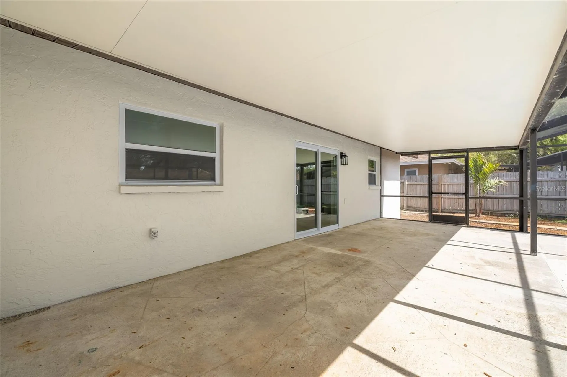 7264 56th Avenue N St Petersburg FL 33709
