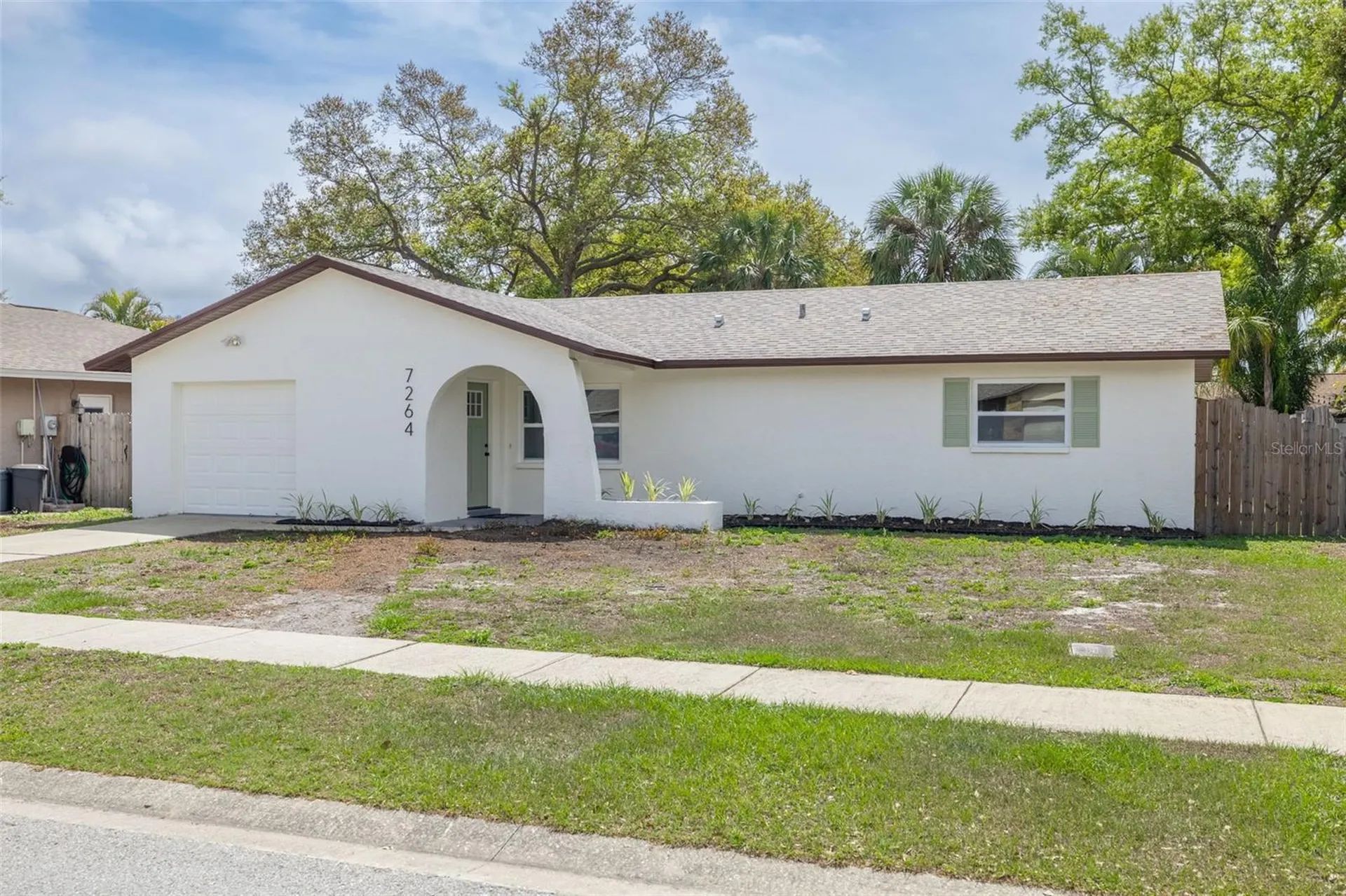 7264 56th Avenue N St Petersburg FL 33709