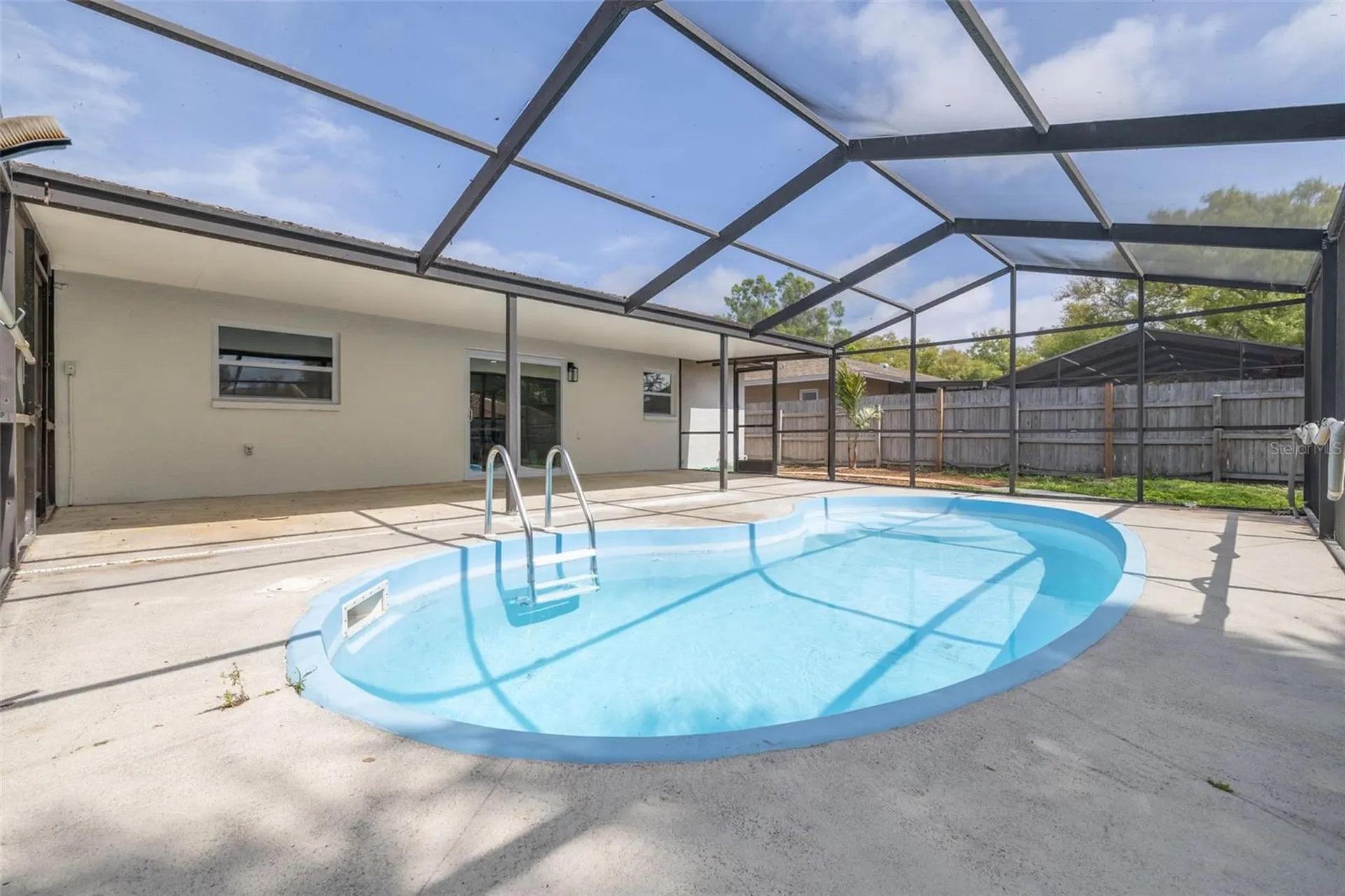 7264 56th Avenue N St Petersburg FL 33709