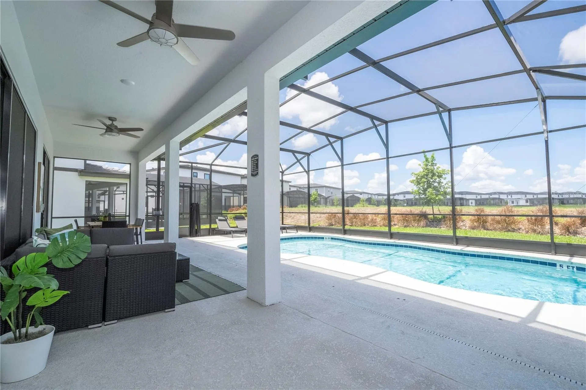 10018 Voyager Way Orlando FL 32821