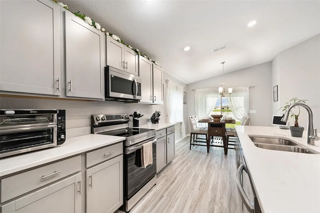 6436 Pebblebrooke Way Zephyrhills FL 33541