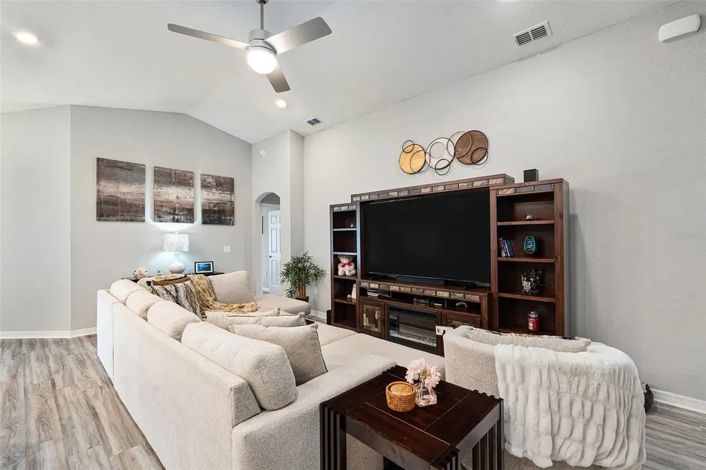6436 Pebblebrooke Way Zephyrhills FL 33541