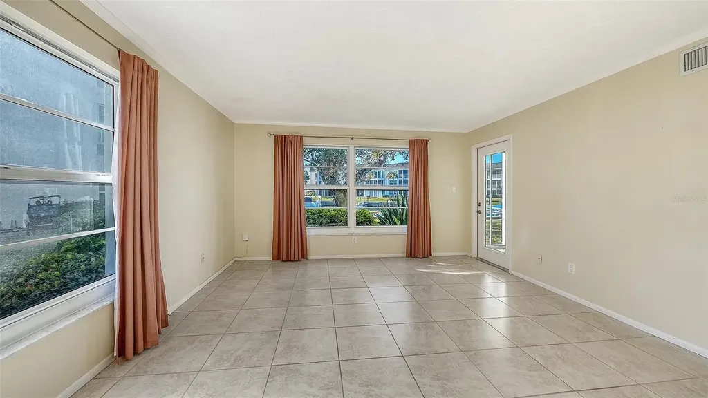 4380 Exeter Drive Longboat Key FL 34228