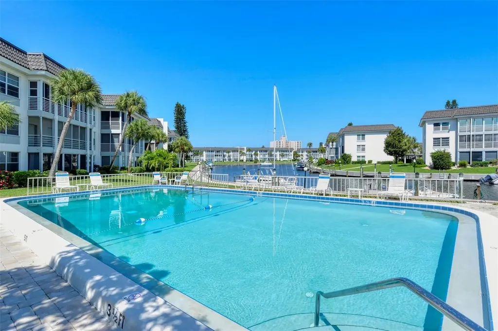 4380 Exeter Drive Longboat Key FL 34228