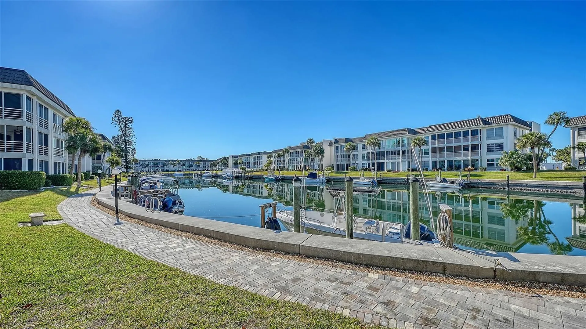 4380 Exeter Drive Longboat Key FL 34228