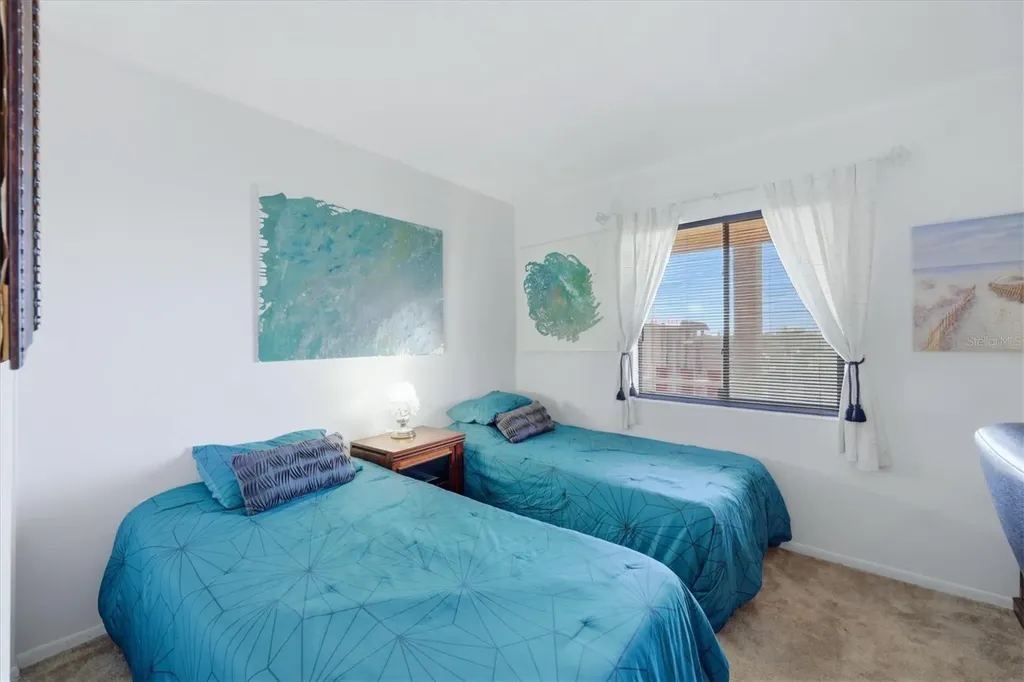 4137 Lake Bayshore Drive Bradenton FL 34205