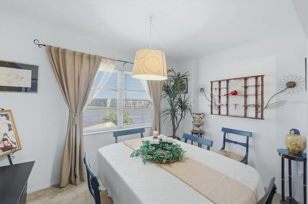 4137 Lake Bayshore Drive Bradenton FL 34205