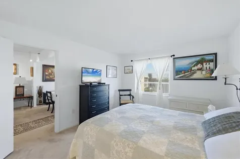4137 Lake Bayshore Drive Bradenton FL 34205