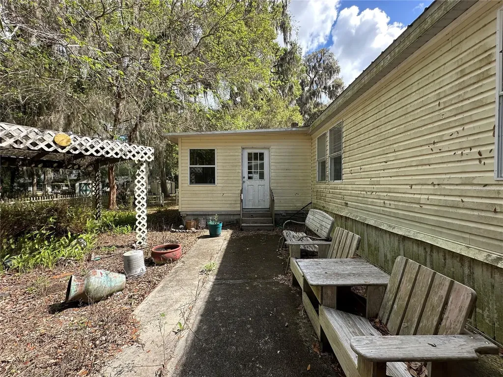 2351 NW 186th Lane Citra FL 32113