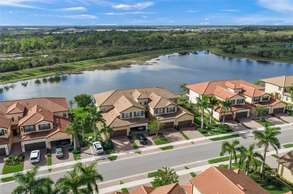 10805 Tarflower Drive Venice FL 34293