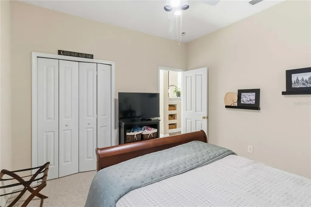 5622 Osprey Park Place Lithia FL 33547