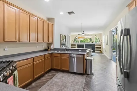 5622 Osprey Park Place Lithia FL 33547