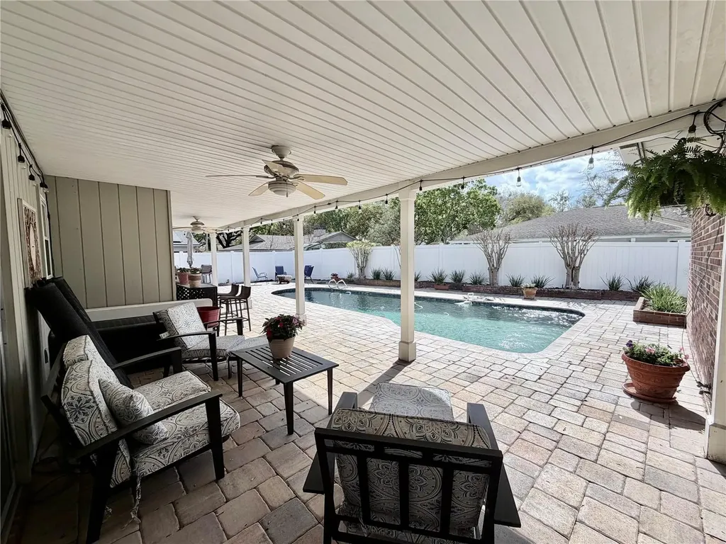 320 White Oak Circle Maitland FL 32751