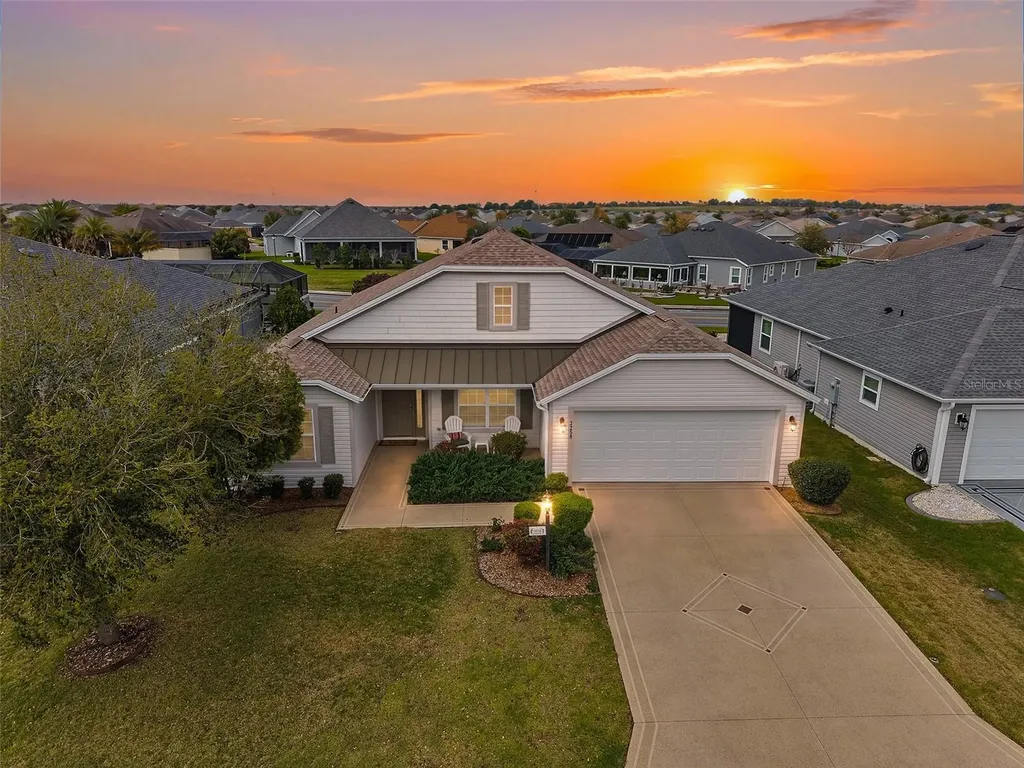 3258 Holley Terrace The Villages FL 32163