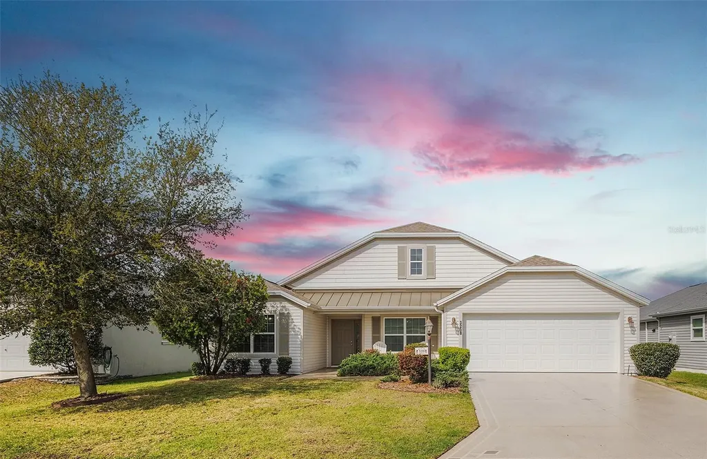3258 Holley Terrace The Villages FL 32163