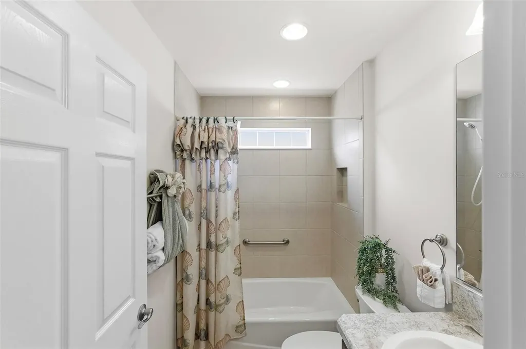 3258 Holley Terrace The Villages FL 32163
