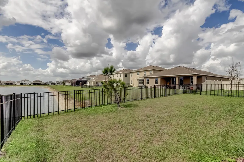 33888 Field Maple Loop Wesley Chapel FL 33545