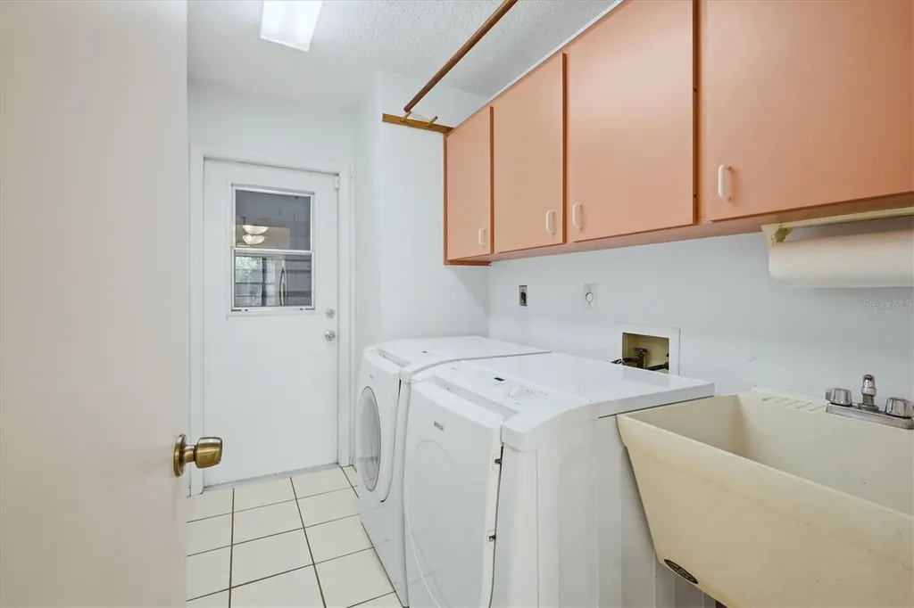 2158 Cork Oak Street Sarasota FL 34232