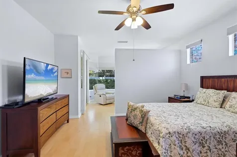 6726 W Country Club Lane Sarasota FL 34243