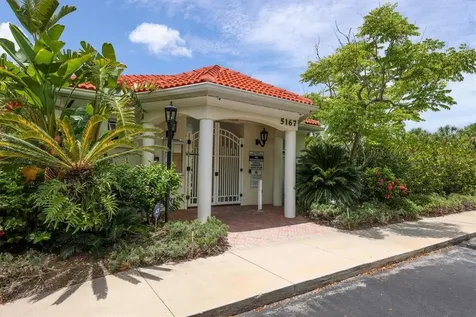 6726 W Country Club Lane Sarasota FL 34243