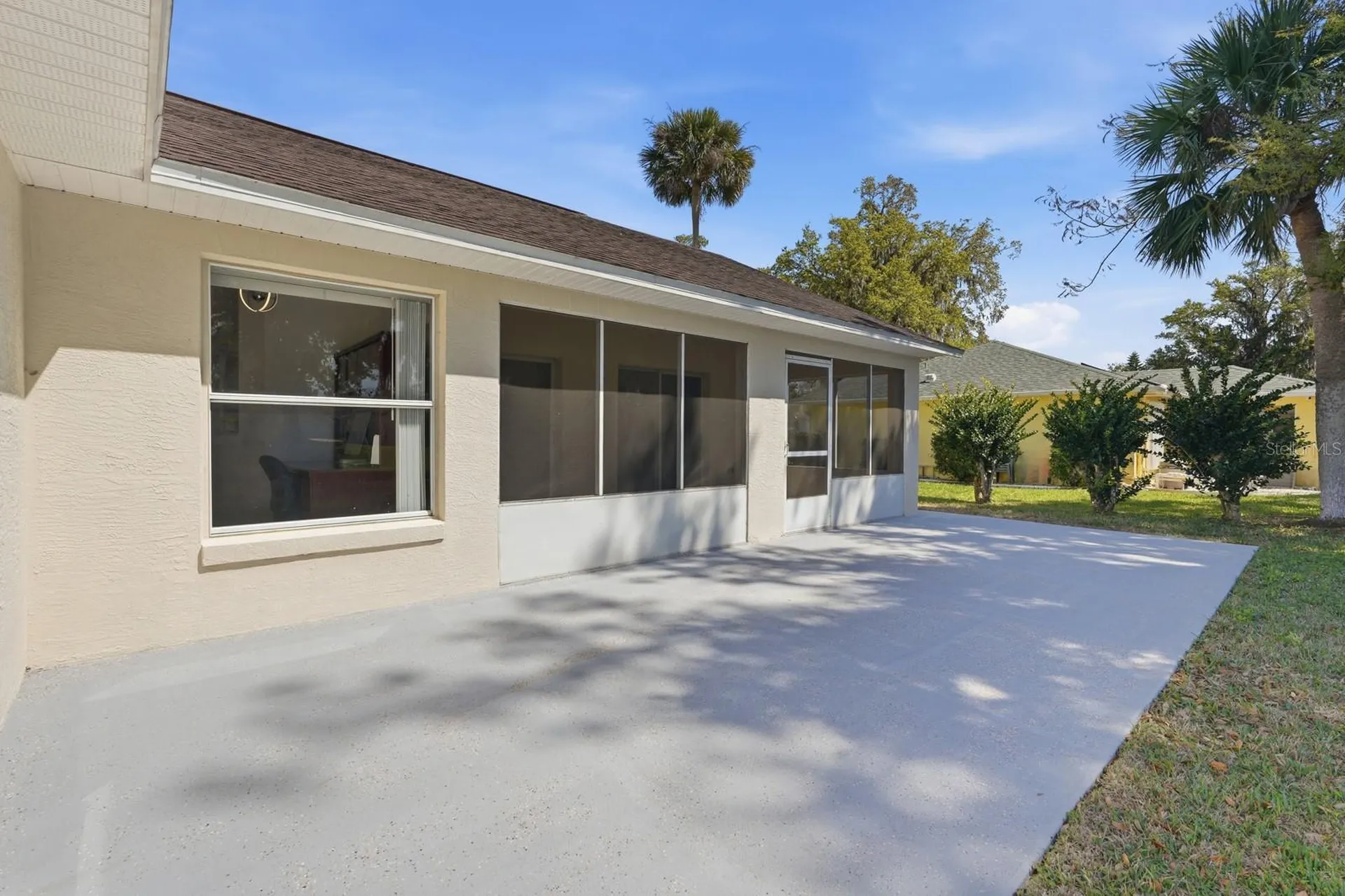 23 Old Sunbeam Drive South Daytona FL 32119