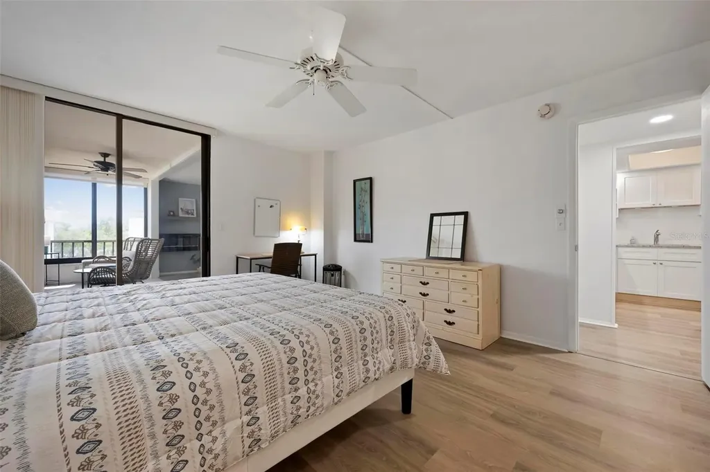 8767 Midnight Pass Road Sarasota FL 34242