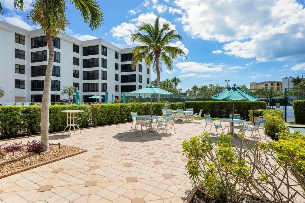 8767 Midnight Pass Road Sarasota FL 34242