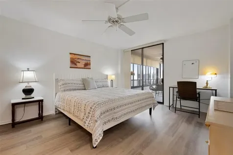 8767 Midnight Pass Road Sarasota FL 34242
