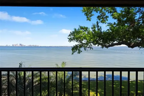 5010 Bayshore Boulevard Tampa FL 33611