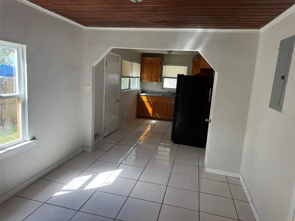 3612 N 52nd Street Tampa FL 33619