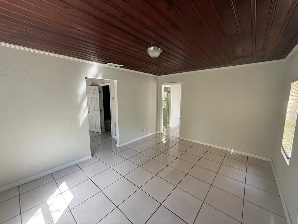 3612 N 52nd Street Tampa FL 33619