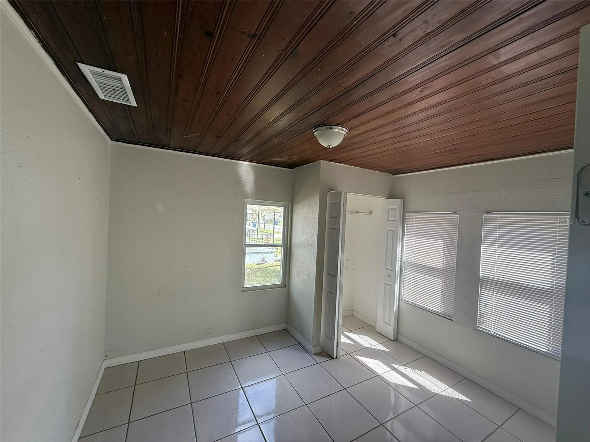 3612 N 52nd Street Tampa FL 33619