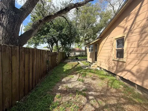 3612 N 52nd Street Tampa FL 33619